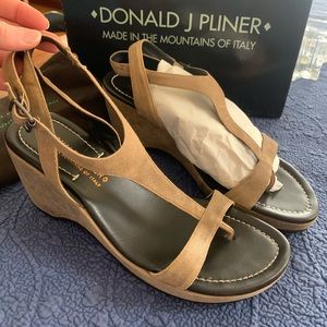Donald J Pliner wedge sandal. Pewter Distress Metallic. Size 10. NEVER WORN!